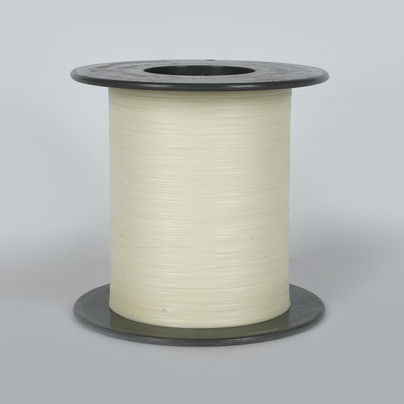 Lysande garn (0,37 mm brett)